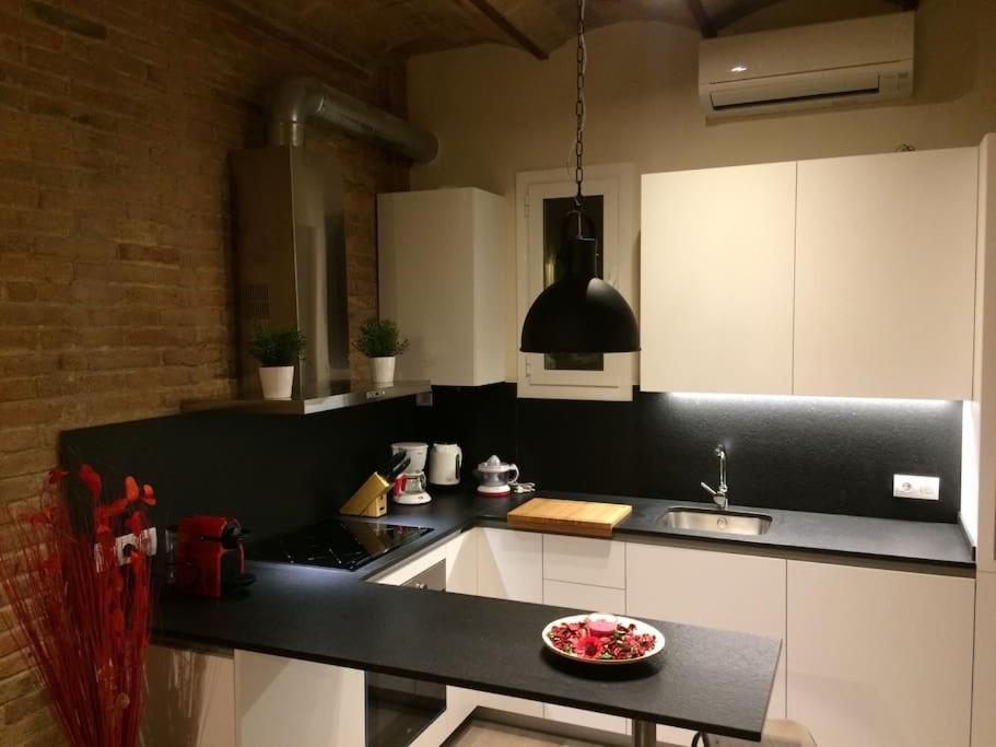 Lovely & Bright Vila Olimpica Beach Apartment Barcelona Ngoại thất bức ảnh
