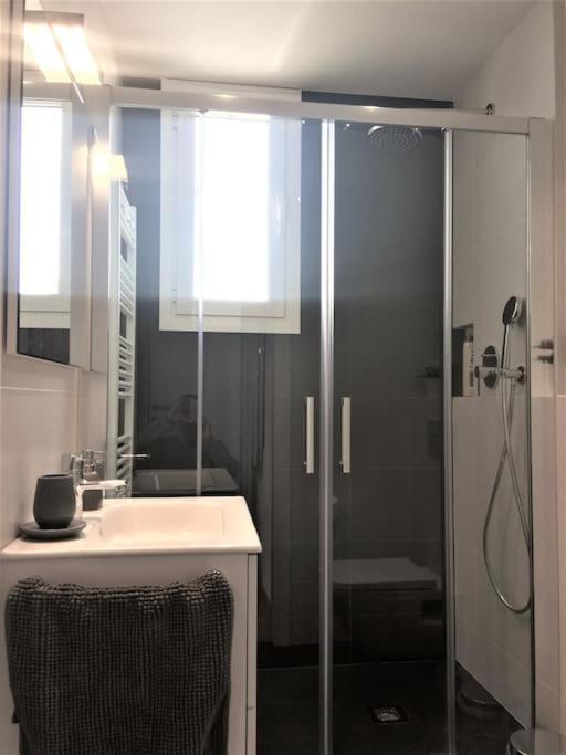 Lovely & Bright Vila Olimpica Beach Apartment Barcelona Ngoại thất bức ảnh