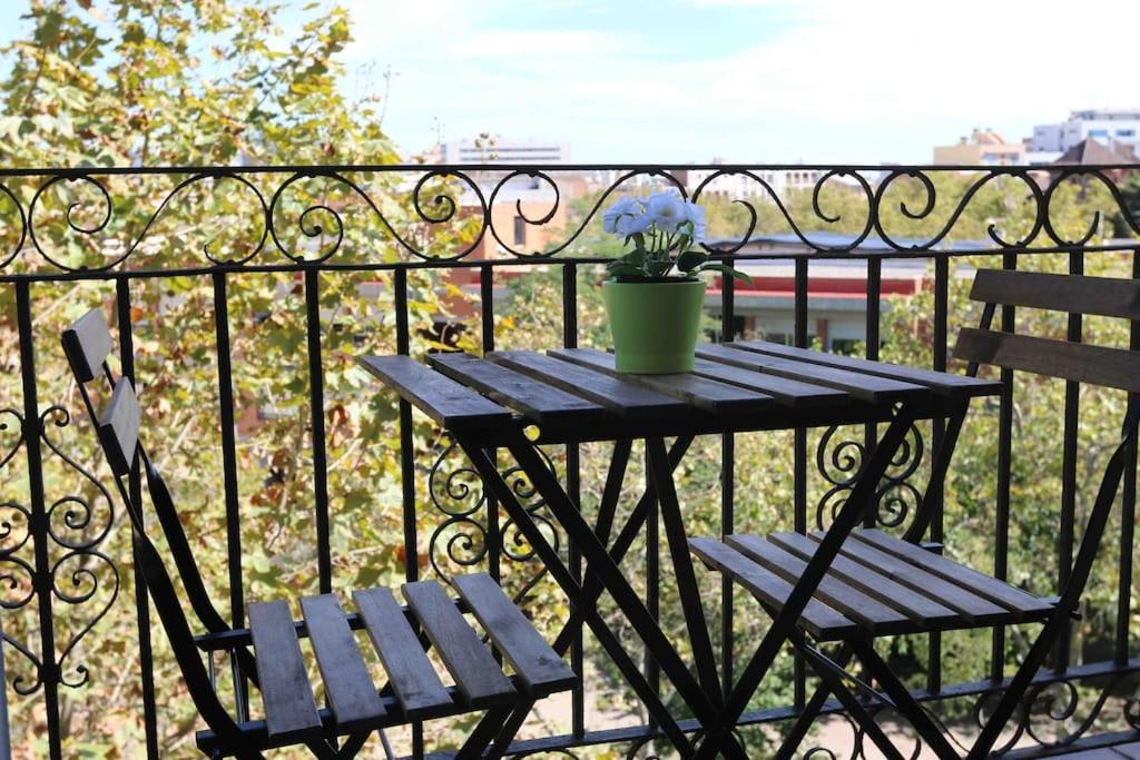 Lovely & Bright Vila Olimpica Beach Apartment Barcelona Ngoại thất bức ảnh